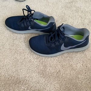 Nike free running sneaker